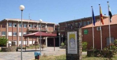 El instituto de Caminomorisco busca informático